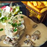 Solomillo en salsa de champiñones