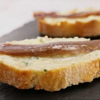 Tosta De Anchoas