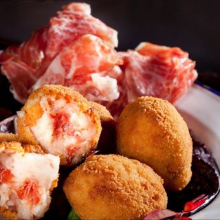 Croquetas de jamón ibérico 