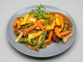 Pato Asado Con Salsa Picante