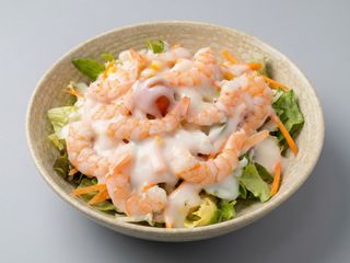 ensalada de gambas