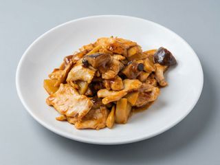 Pollo Con Bambú Y Setas