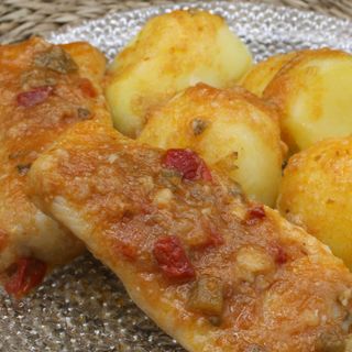 Merluza con patata cocia