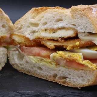 Bocadillo Pollo Crujiente Especial