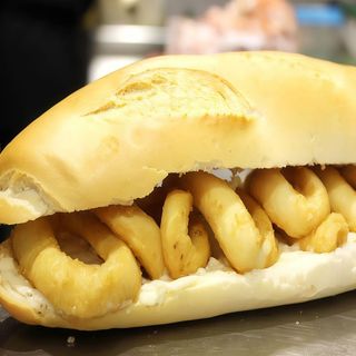 Bocadillo Calamares