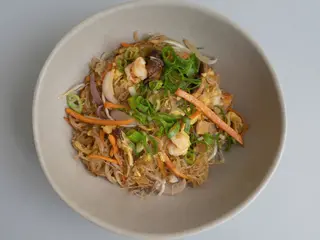 Fideos transparentes