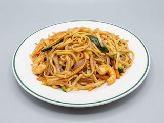 tallarines fritos con gambas