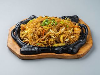 Fideos Exóticos Con Curry A La Plancha