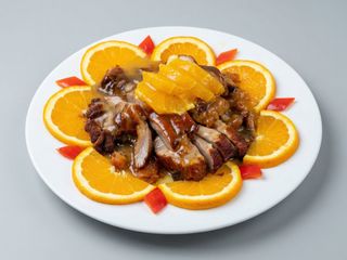 Pato Asado Con Salsa De Naranja