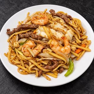 Tallarines Fritos Especial