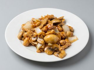 Pollo Con Champiñones