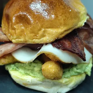 Brioche de pollo 