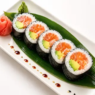 Futomaki Salmón y Aguacate