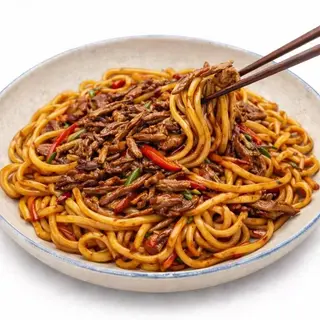 Yakiudon grueso con ternera