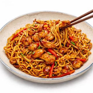 Fideo Yakisoba con pollo