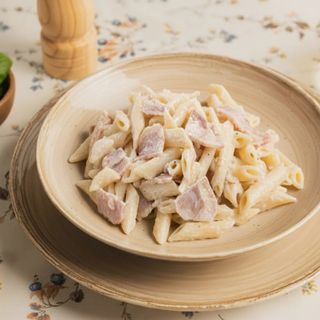 Macarrones A La Carbonara