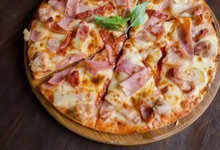 Pizza Mediterránea (33 Cm.)