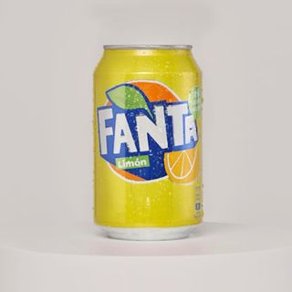 Fanta Limón en lata (33 cl.)