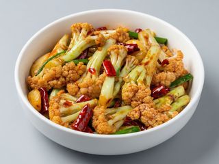 Coliflor Salteada Picante