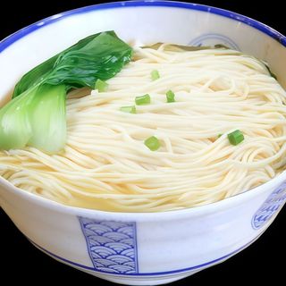银丝汤面 Tallarines con Verdura