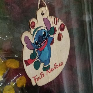 Bola de navidad madera Stitch 