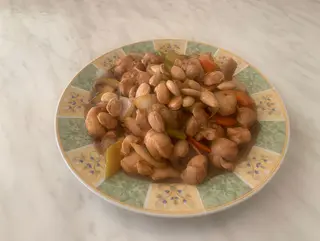 Pollo Con Almendras