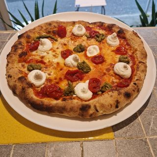 Pizza Tricolore