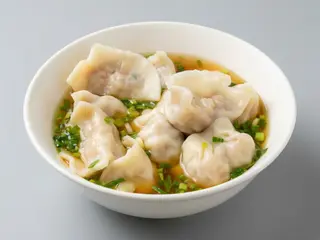 Sopa de Shui Jiao水饺汤
