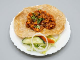 Chicken Chatt Poori