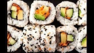 Uramaki vegetariana roll