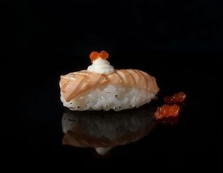 Nigiri Salmón Aburi Fusión