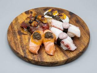 Combo de 8 niguiris premium  fusión 