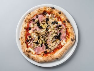 Pizza capricciosa