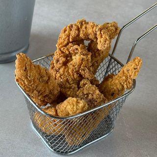 Chicken fingers (1/2 Ración)