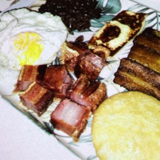 Pabellón con Torrezno