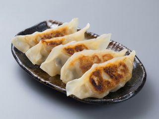 86. Gyoza de cerdo (4 Uds)