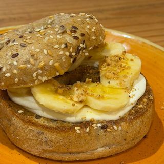 Bagel Bee