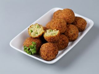 4 Falafel