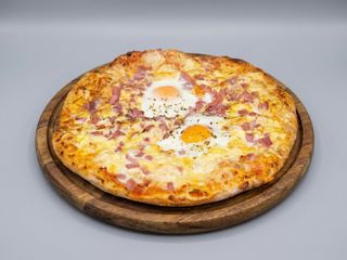 Pizza Con Huevo (40 Cm.)