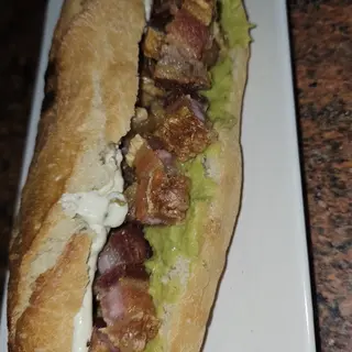 Bocadillo torrezno