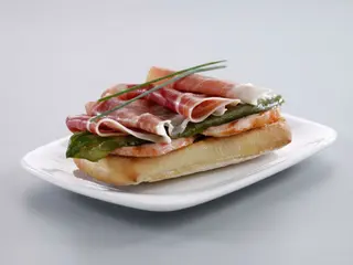 Bocadillo Serranito