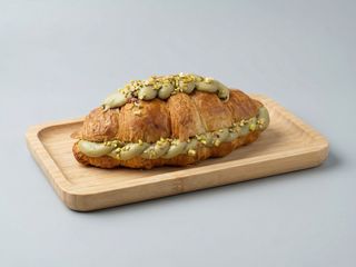 Croissant Relleno Con pistacho