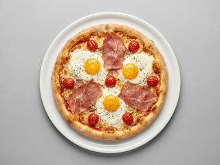 Pizza Bismark (30 Cm.)