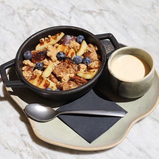 CHANTILLY APPLE FRENCH TOAST