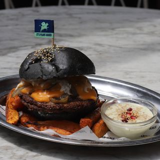 DOUBLE SMASHED BURGER