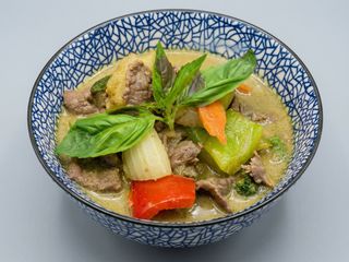 Ternera Al Curry Amarillo 