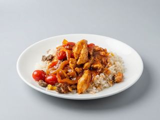 Tiras de pollo con salsa mexicana