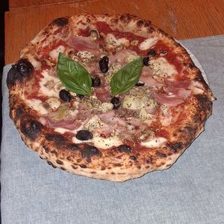 Pizza Capricciosa (33 Cm.)