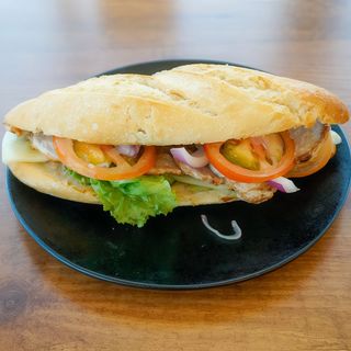Bocadillo Mechada