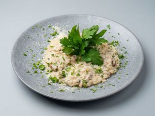 RISOTTO  CON PORCINI E TRUFA
